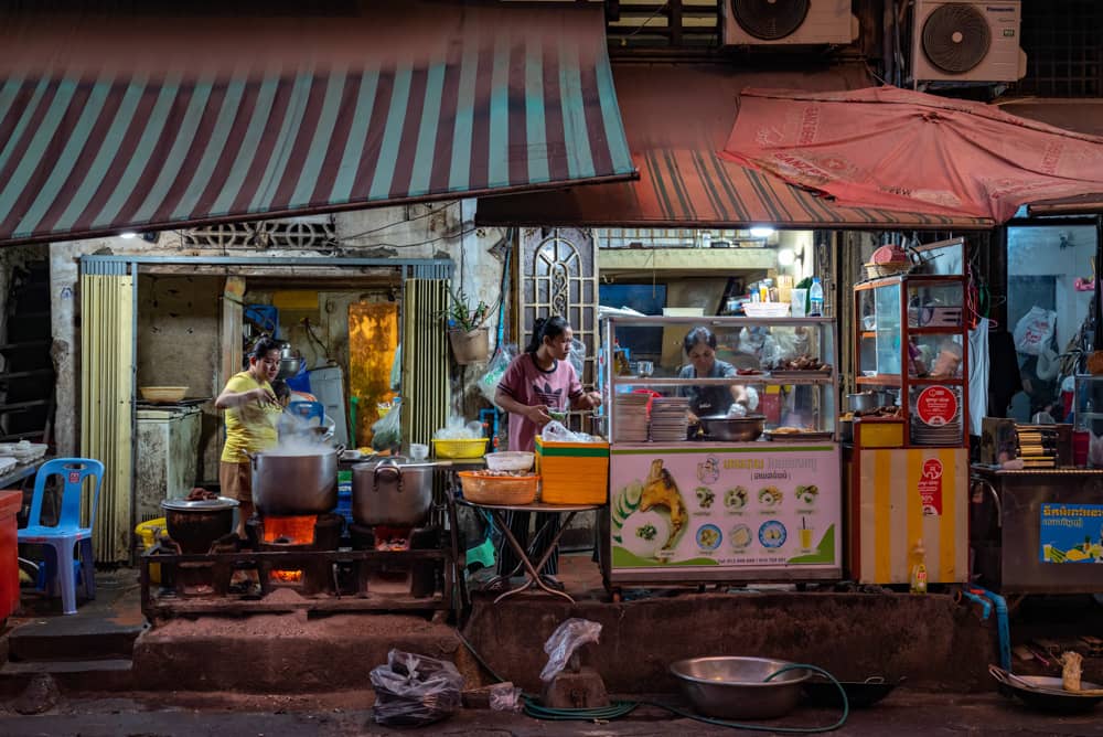 Phnom Penh street Photo Tour