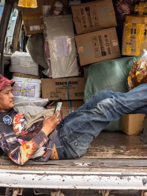browsing from a van