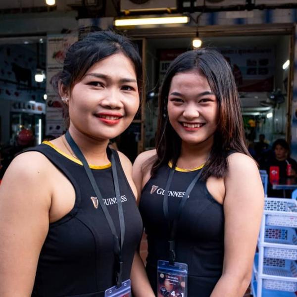 Guiness girls